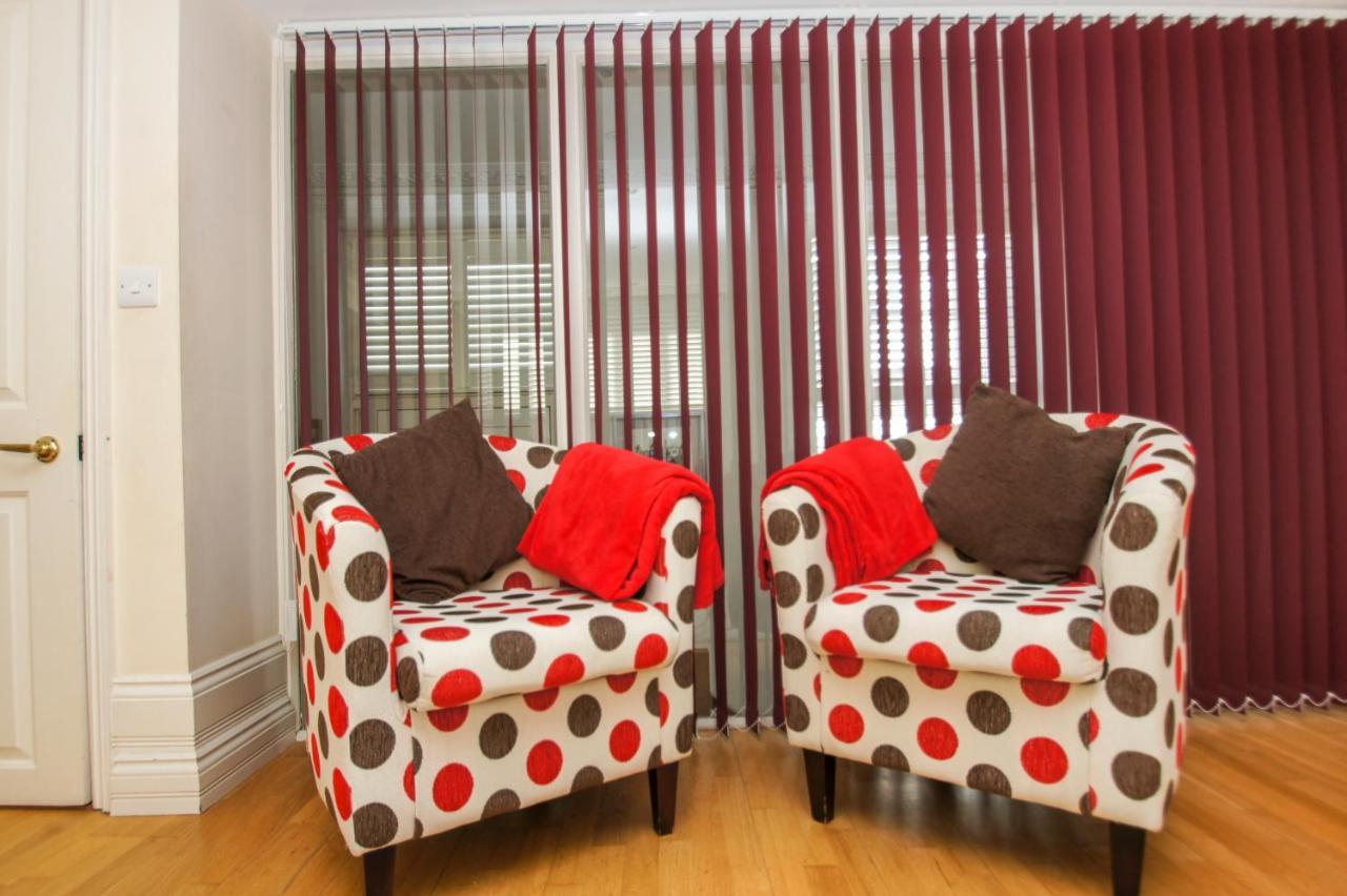 Kemp Town House - Parking - By Brighton Holiday Lets Екстериор снимка