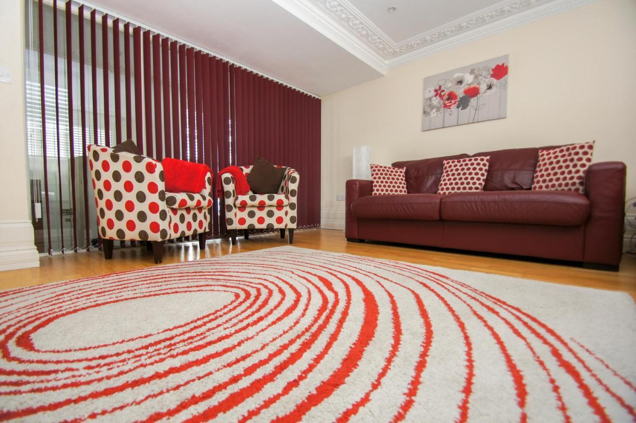 Kemp Town House - Parking - By Brighton Holiday Lets Екстериор снимка