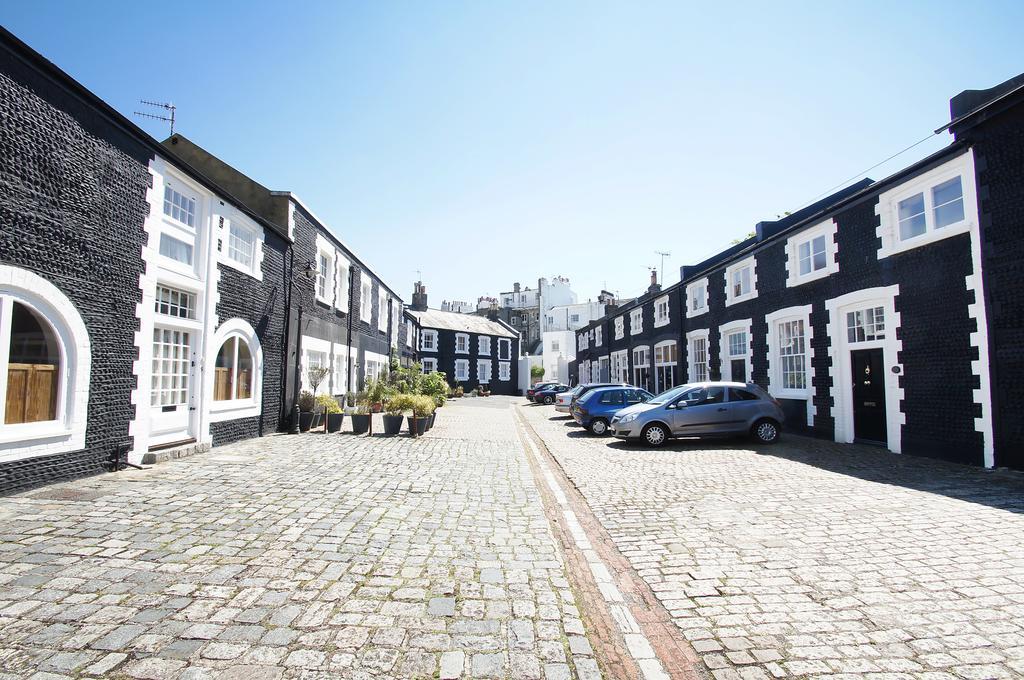 Kemp Town House - Parking - By Brighton Holiday Lets Екстериор снимка